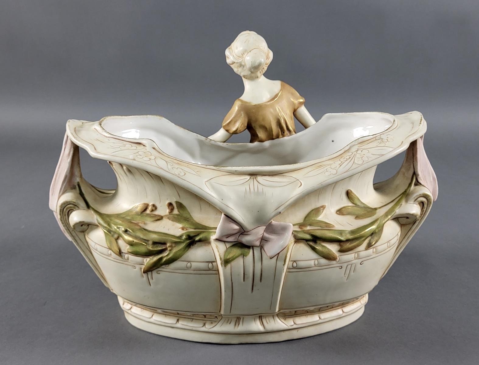 Royal Dux Bohemia Figurale Porzellan Jardiniere Um 1900 Badisches